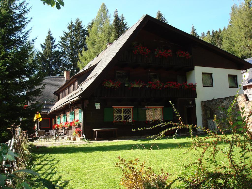 Готель Almgasthof Judenburger Hutte Sankt Wolfgang Екстер'єр фото